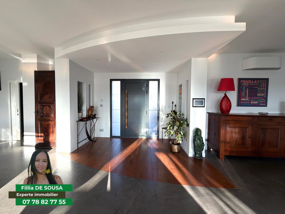 � vendre  Maison Saint-Bonnet-les-Oules (42330)