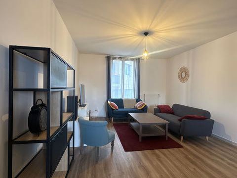   APPARTEMENT DUPLEX F4 DE 125.51M2 - 3 CH - LA TERRASSE / SAINT-PRIEST-EN-JAREZ Appartement - 4 pi�ce(s) - 126 m�