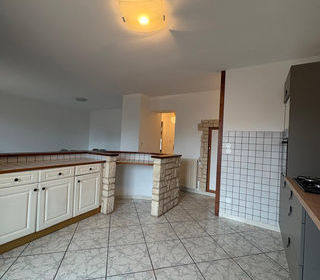  Appartement � louer 4 pi�ces 95 m�