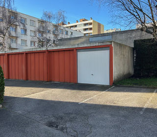  Parking / Garage � vendre 