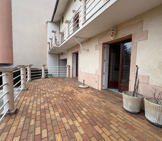  Appartement � louer 4 pi�ces 95 m�