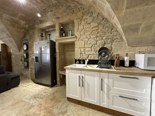  Appartement � vendre 2 pi�ces 190 m�