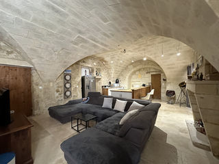  Appartement � vendre 2 pi�ces 190 m�