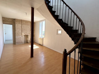  Appartement � louer 2 pi�ces 56 m�