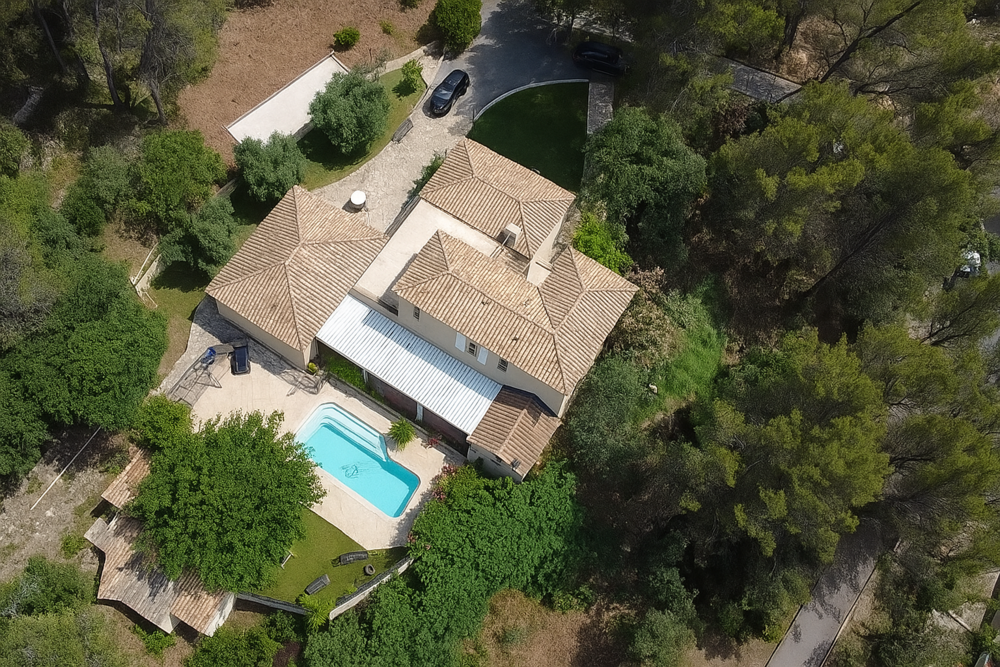 � vendre  Maison Solli�s-Toucas (83210)