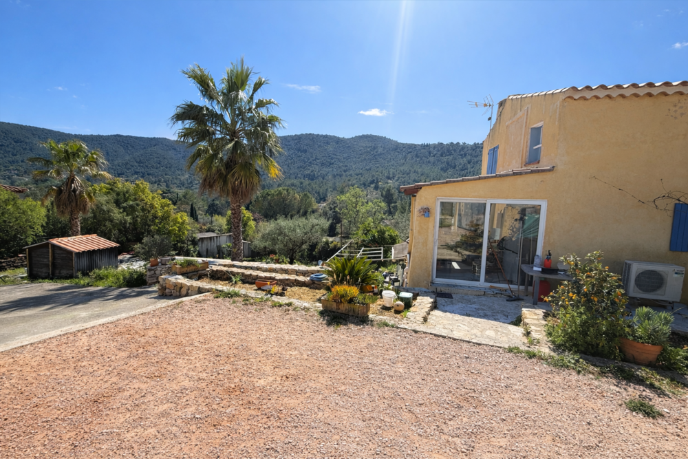 � vendre  Maison Solli�s-Toucas (83210)