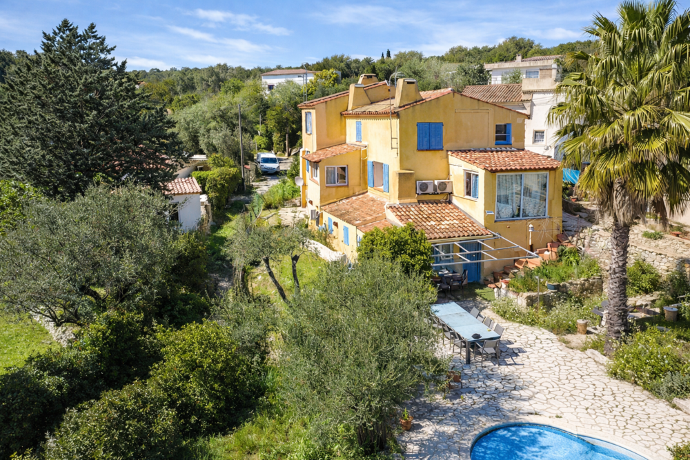 � vendre  Maison Solli�s-Toucas (83210)