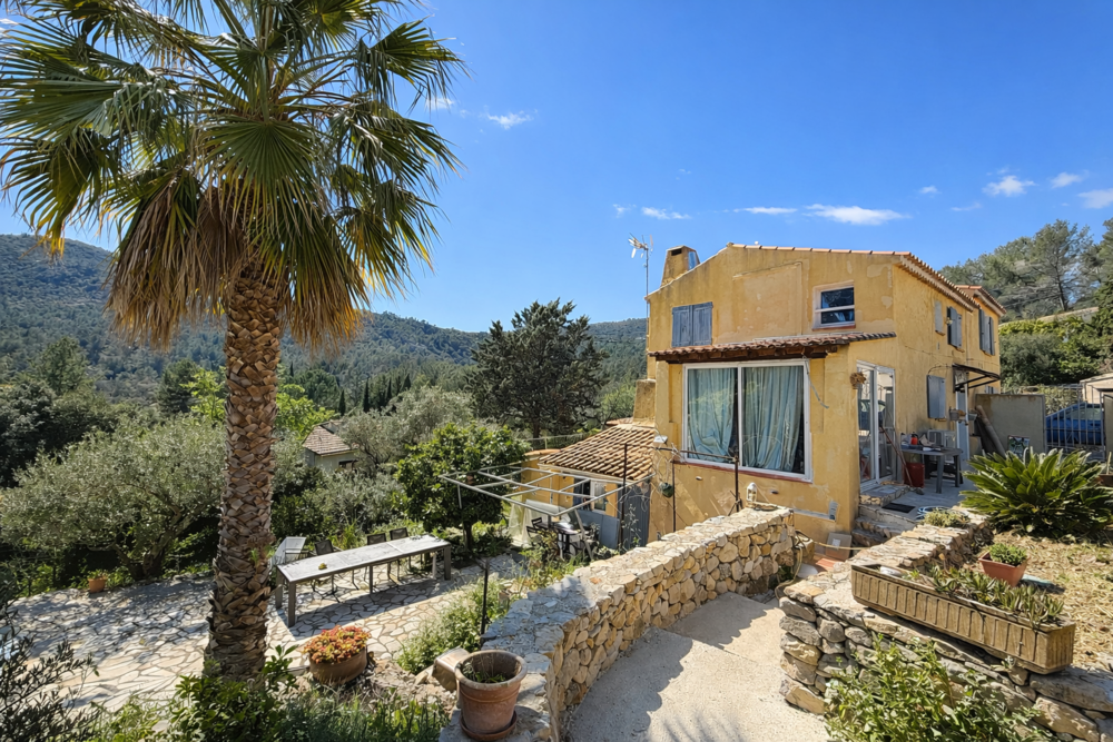 � vendre  Maison Solli�s-Toucas (83210)