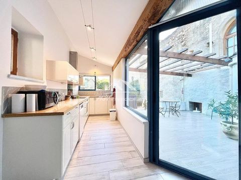   L�dignan - Maison de village avec cour - 3 chambres Appartement - 4 pi�ce(s) - 100 m�