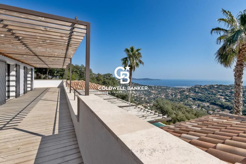 � vendre  Villa Cavalaire-sur-Mer (83240)