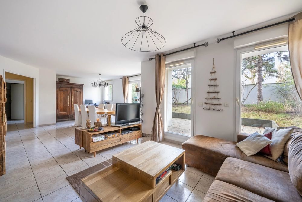 � vendre  Appartement Courbevoie (92400)