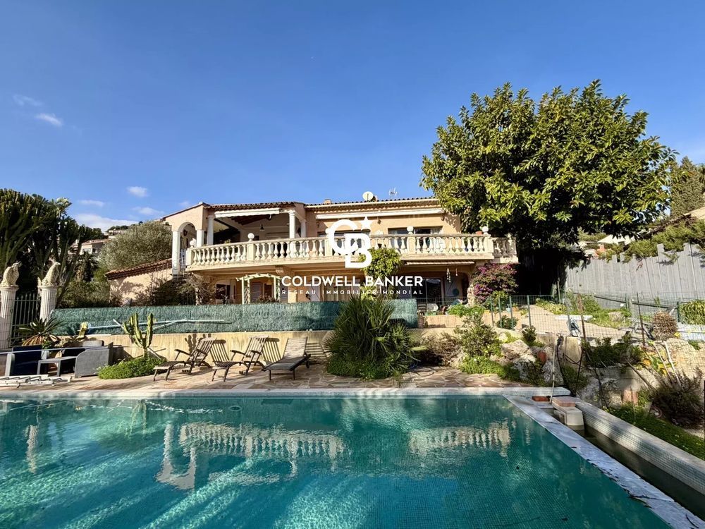 � vendre  Maison Cavalaire-sur-Mer (83240)