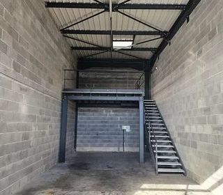  Parking / Garage � louer 2 pi�ces 83 m�