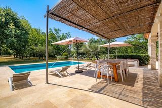  Maison � vendre 6 pi�ces 200 m�