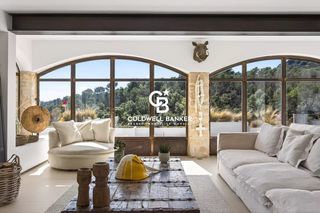  Villa � vendre 8 pi�ces 315 m�