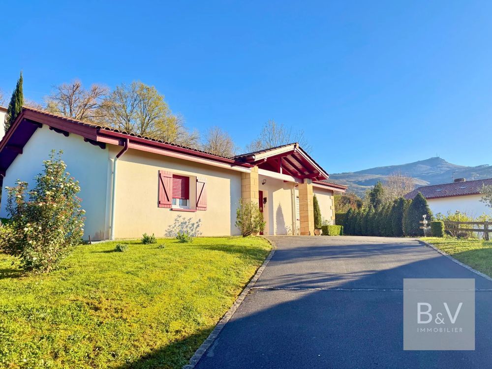 � vendre  Maison Ascain (64310)