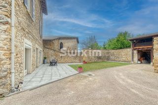  Maison � vendre 11 pi�ces 210 m�