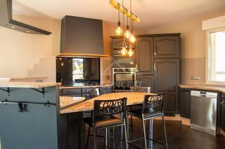  Maison � vendre 6 pi�ces 239 m�