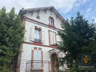  Immeuble � vendre 8 pi�ces 213 m�