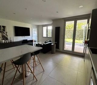  Appartement � louer 4 pi�ces 80 m�