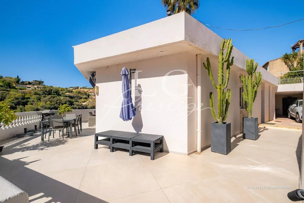 � vendre  Maison Vallauris (06220)