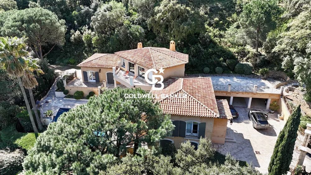 � vendre  Maison Cavalaire-sur-Mer (83240)