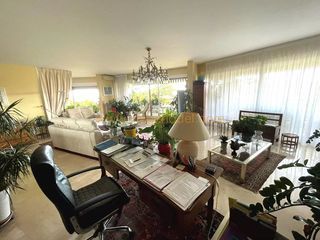  Appartement � vendre 5 pi�ces 165 m�