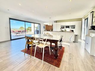  Maison � vendre 6 pi�ces 175 m�