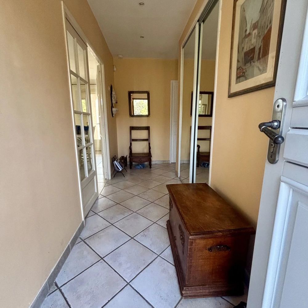 � vendre  Maison Tourrettes (83440)