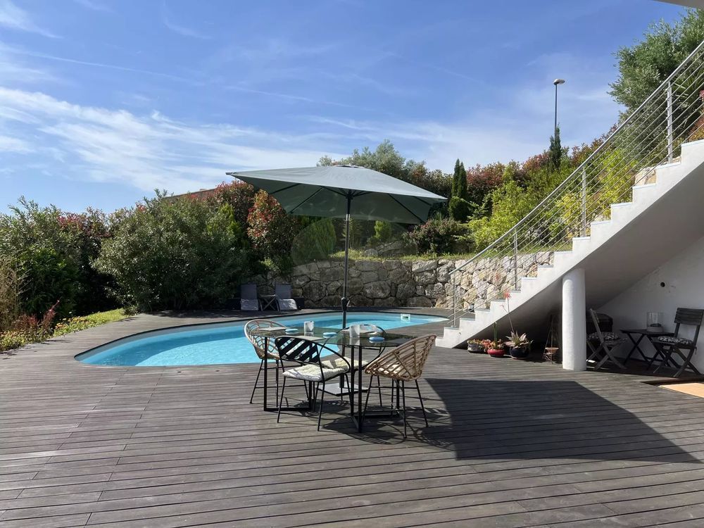 � vendre  Villa Cagnes-sur-Mer (06800)