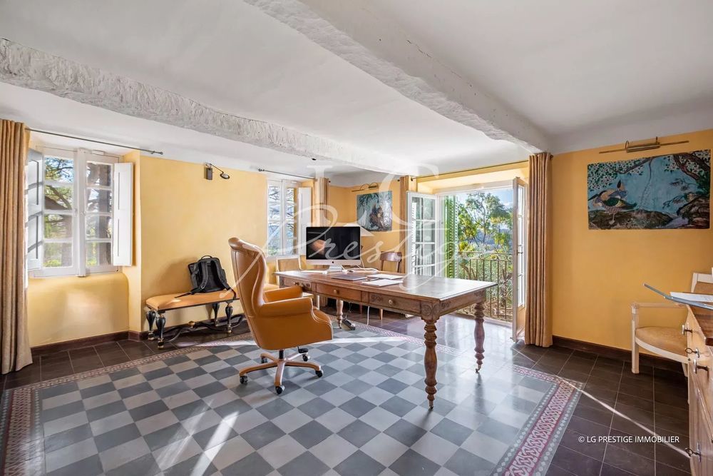 � vendre  Villa Grasse (06130)