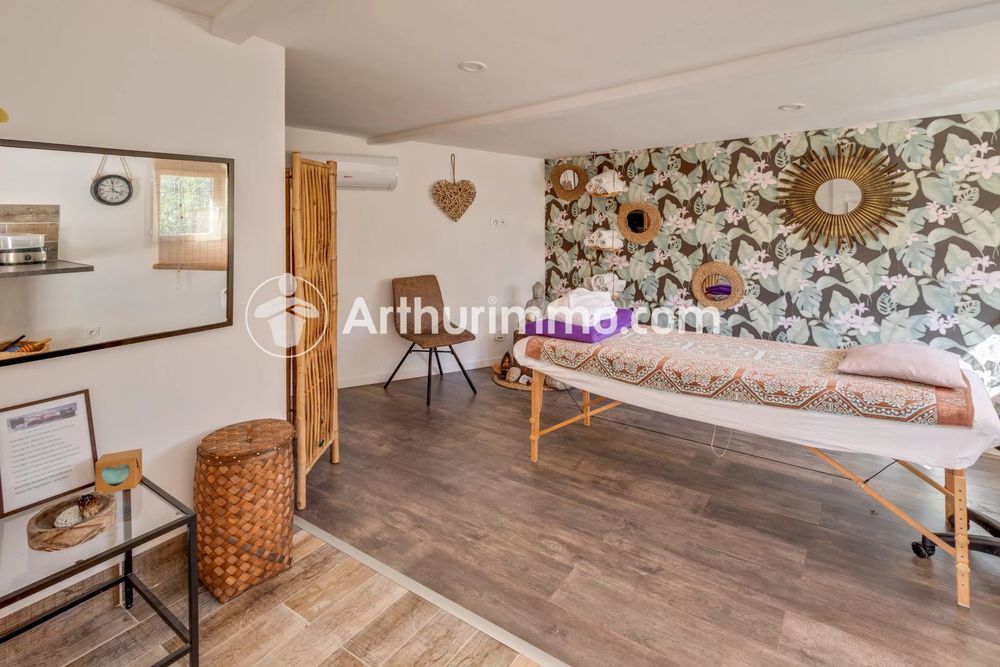 � vendre  Maison Le Cannet-des-Maures (83340)