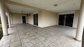  Appartement � vendre 4 pi�ces 120 m�