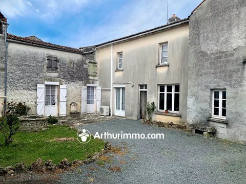   Maison de village proche d'Aulnay Maison - 6 pi�ce(s) - 166 m�