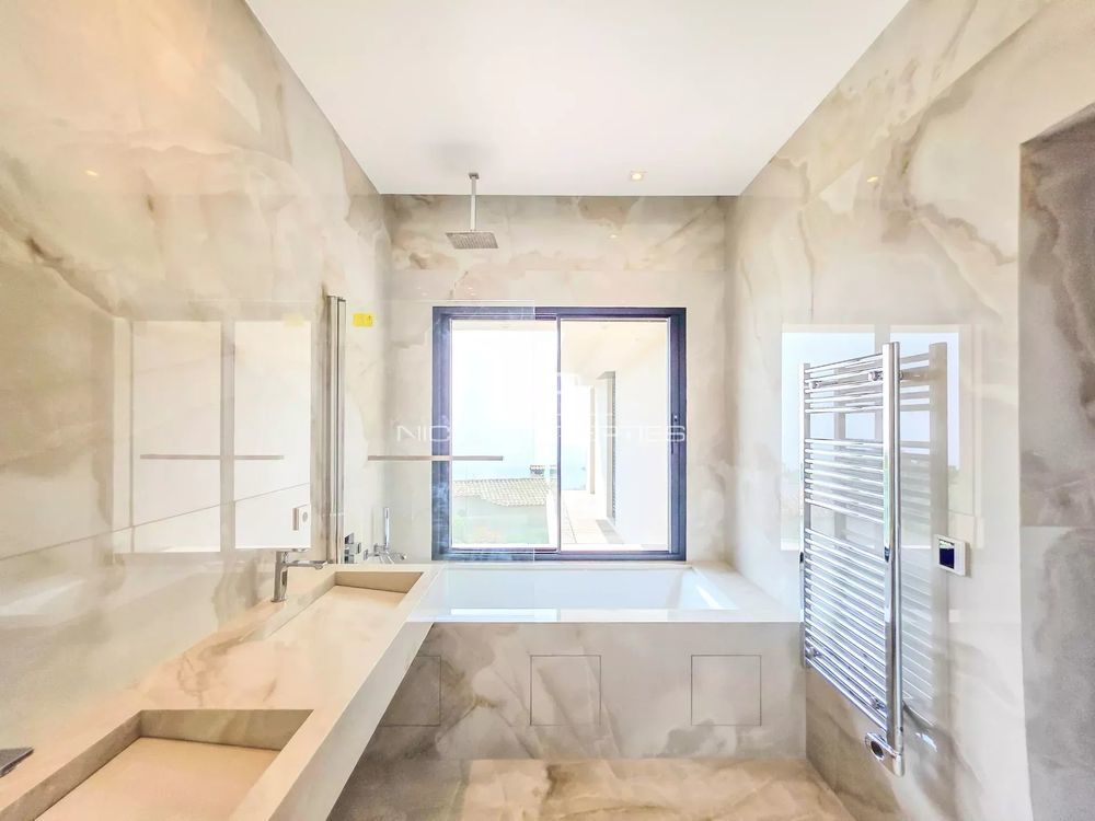 � vendre  Villa Roquebrune-Cap-Martin (06190)