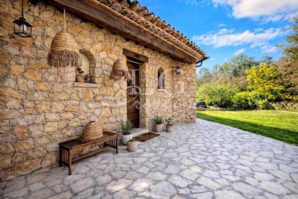 � vendre  Maison Seillans (83440)