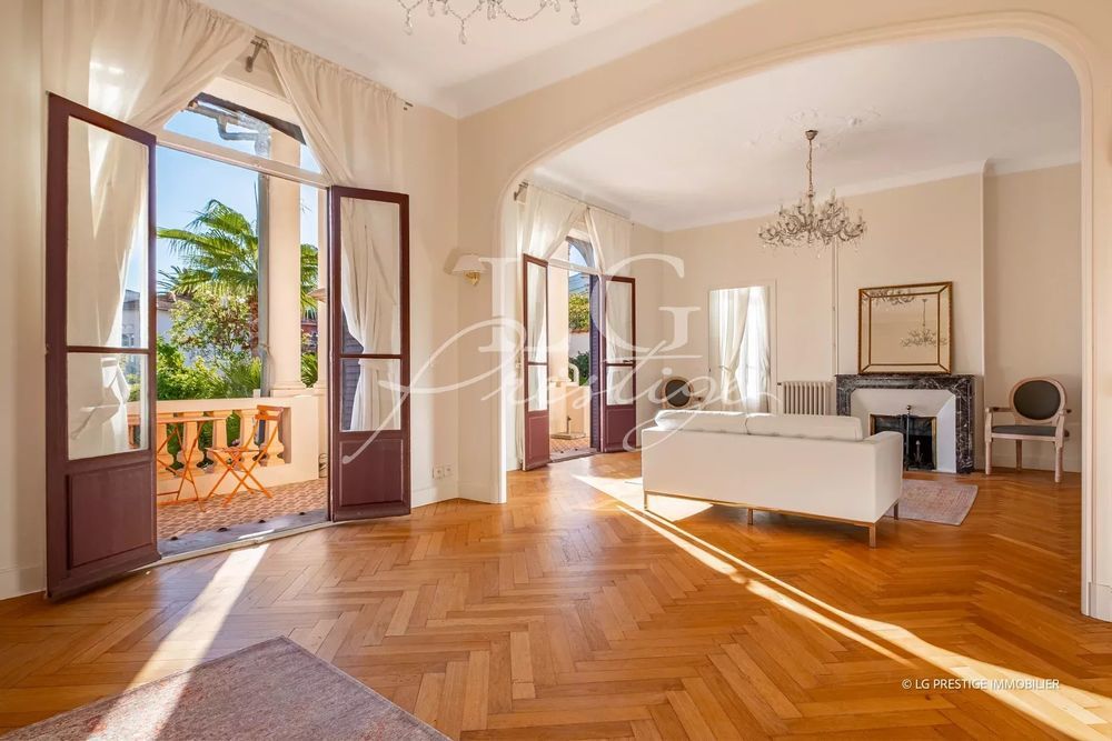 � vendre  Villa Cannes (06400)