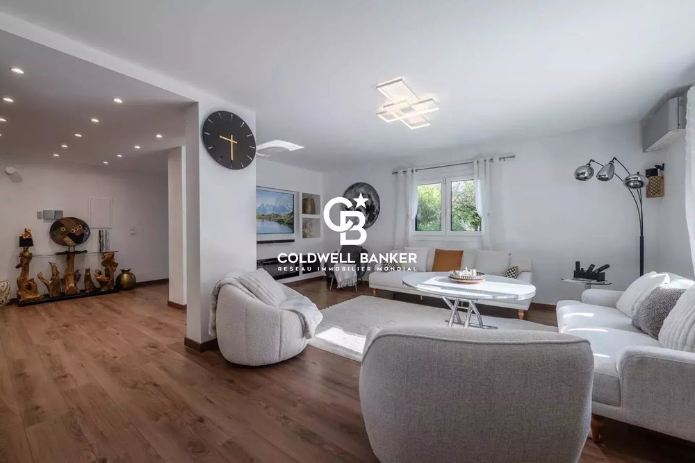 � vendre  Villa Montagnole (73000)