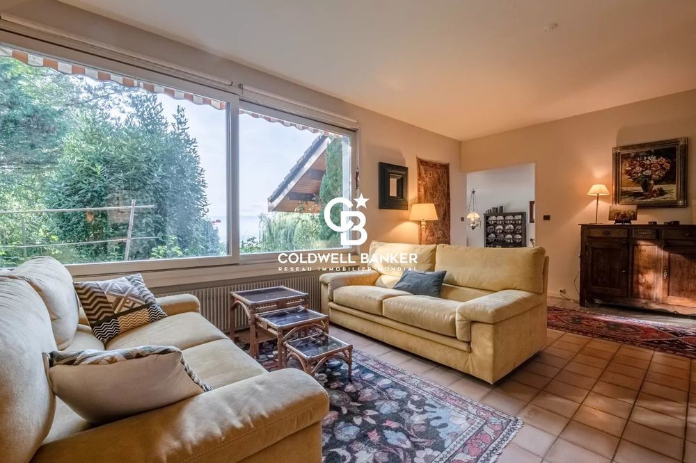 � vendre  Villa V�traz-Monthoux (74100)