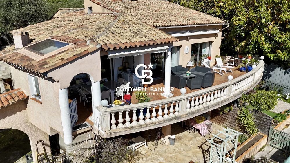 � vendre  Maison Cavalaire-sur-Mer (83240)