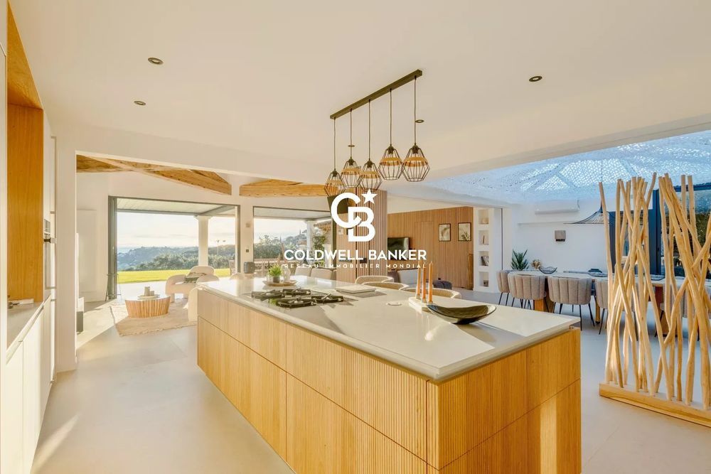 � vendre  Maison La Croix-Valmer (83420)