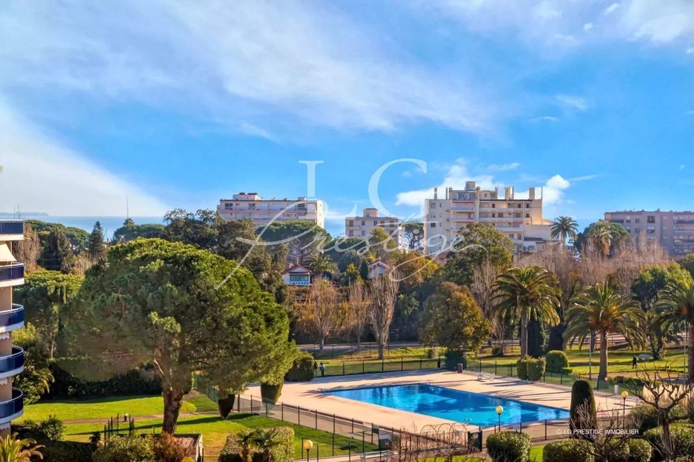 � vendre  Appartement Mandelieu-la-Napoule (06210)