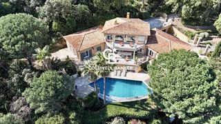  Maison � vendre 10 pi�ces 360 m�