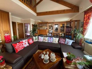  Maison � vendre 8 pi�ces 221 m�