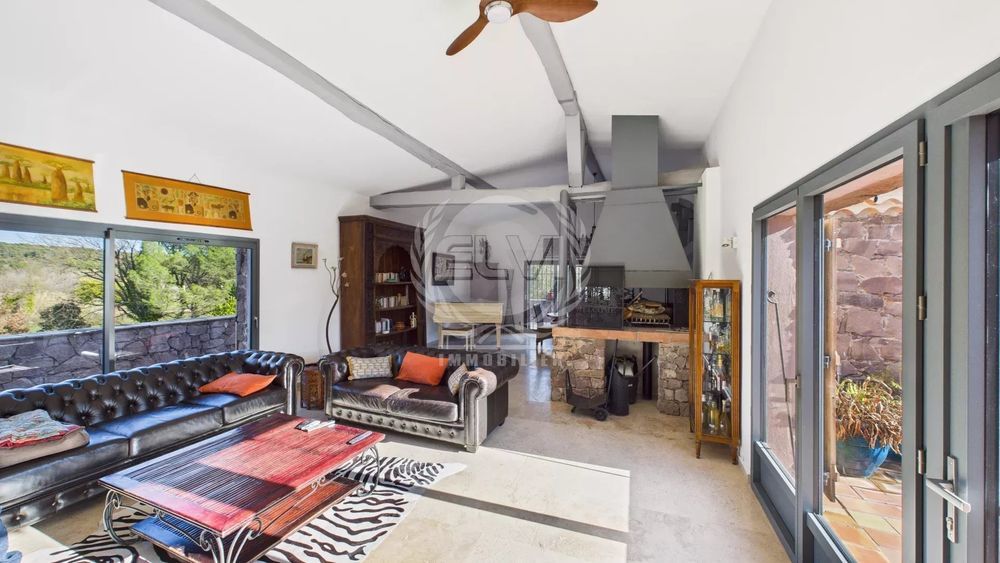 � vendre  Maison Roquebrune-sur-Argens (83520)