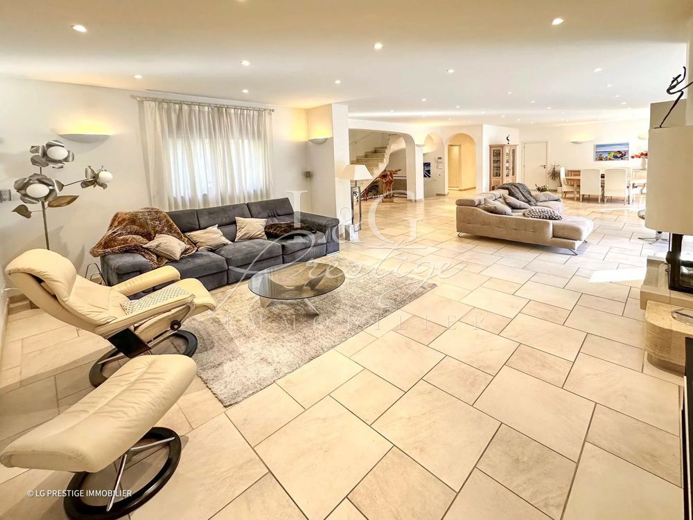 � vendre  Maison Mandelieu-la-Napoule (06210)