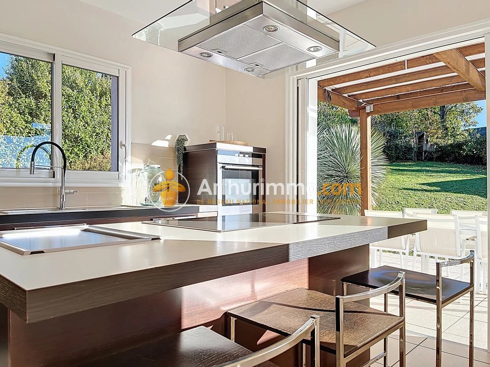 � vendre  Maison Bourgoin-Jallieu (38300)