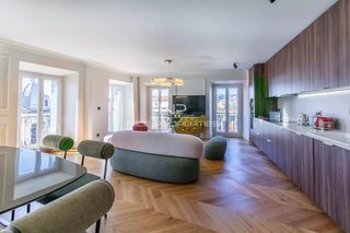  Appartement � vendre 4 pi�ces 120 m�