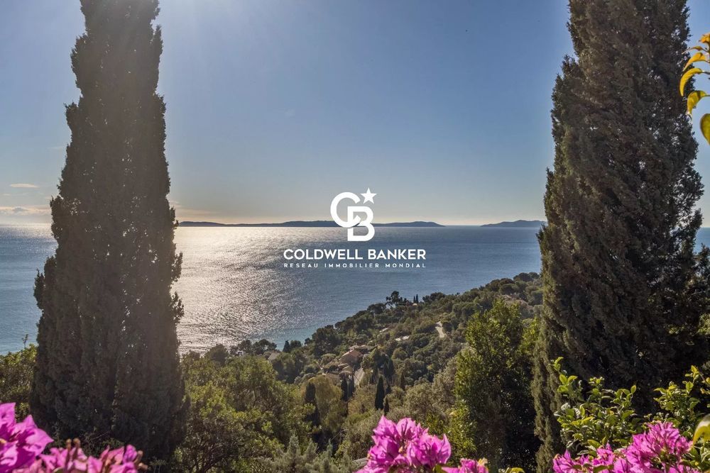 � vendre  Maison Rayol-Canadel-sur-Mer (83820)