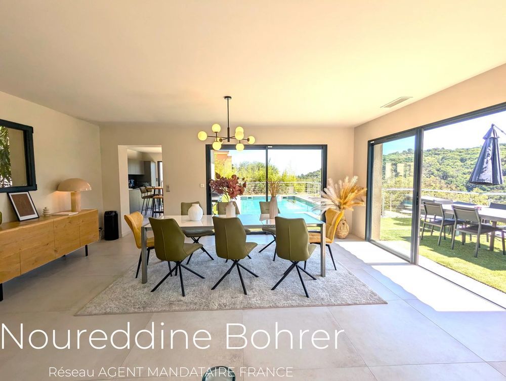 � vendre  Maison Grimaud (83310)